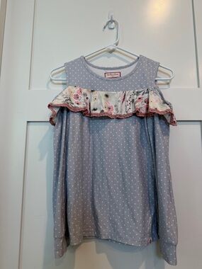 cheeky plum Gray Polka Dot Cold-Shoulder Dress with Floral Ruffle